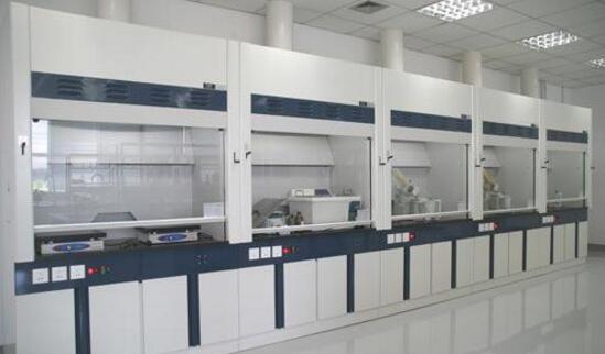 河南通風(fēng)柜:通風(fēng)柜柜門位移的裝置結(jié)構(gòu)